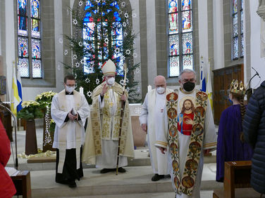 Diözesale Aussendung der Sternsinger des Bistums Fulda in St. Crescentius (Foto: Karl-Franz Thiede)